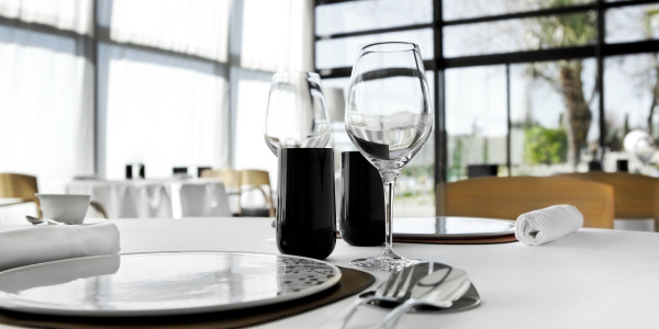 Tramitación de Licencias Apertura / Actividad y Permisos Vilobí d'Onyar · Permisos de Apertura Restaurantes